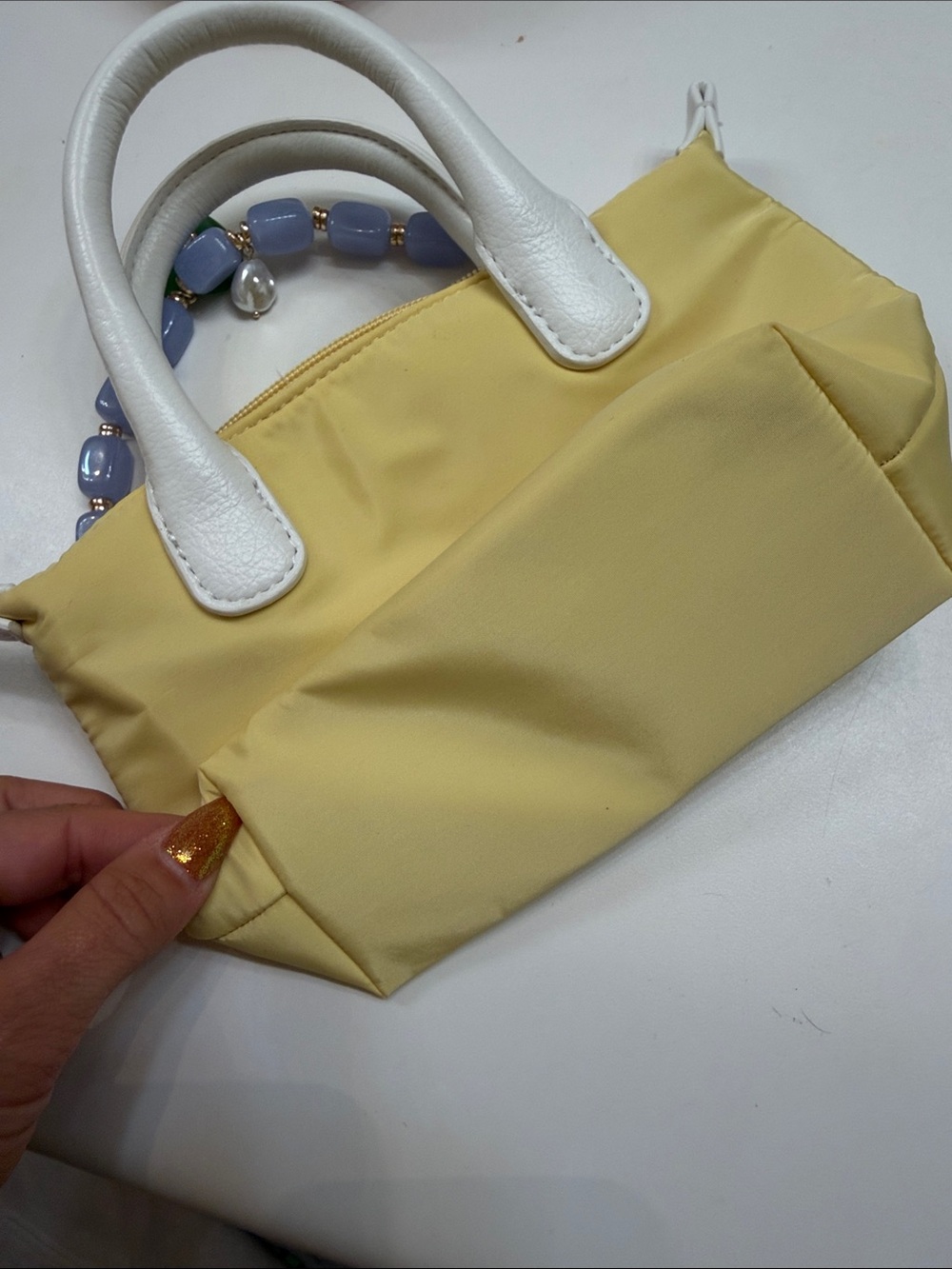 No Boundaries w/ Loft heart charm hand bag - Picture 4 of 5
